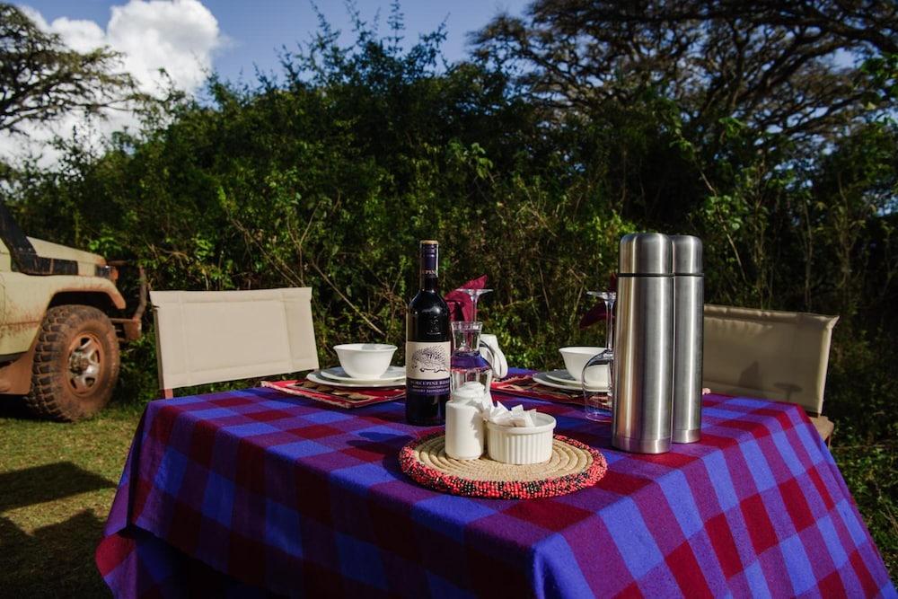 Karibu Camps And Lodges Lions Paw Ngorongoro Karatu Exterior foto