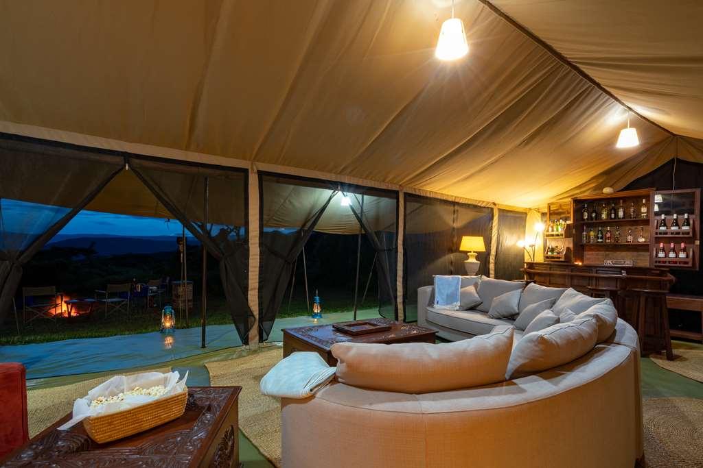 Karibu Camps And Lodges Lions Paw Ngorongoro Karatu Restaurante foto
